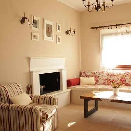 *Villa Pap-Live The Greek Hospitality In A Village* Nea Sampsounta Exteriör bild